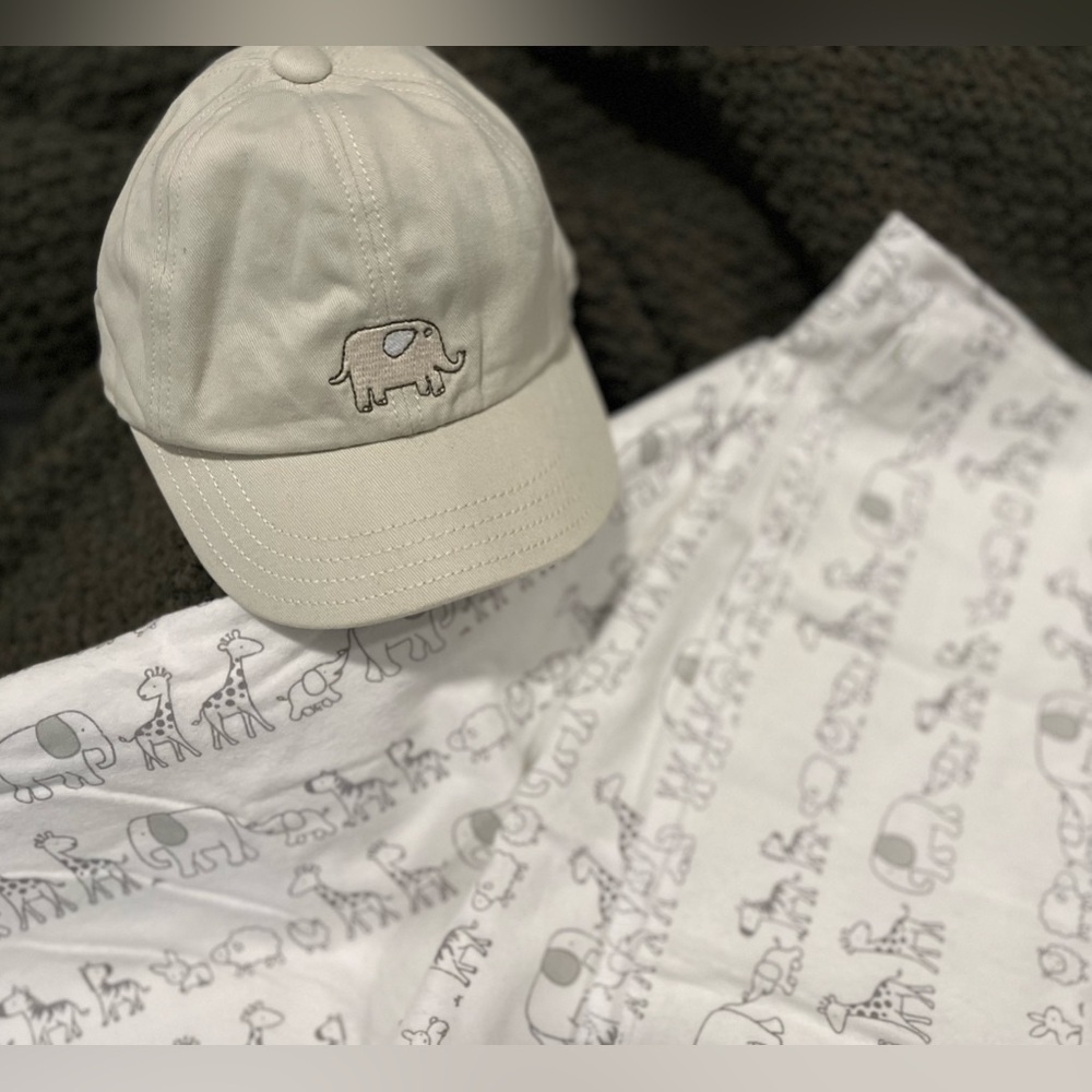 Gymboree Nuetral 3-6mo Cotton Baseball Cap w/Elephant & 2 Circo Blanket Cloths